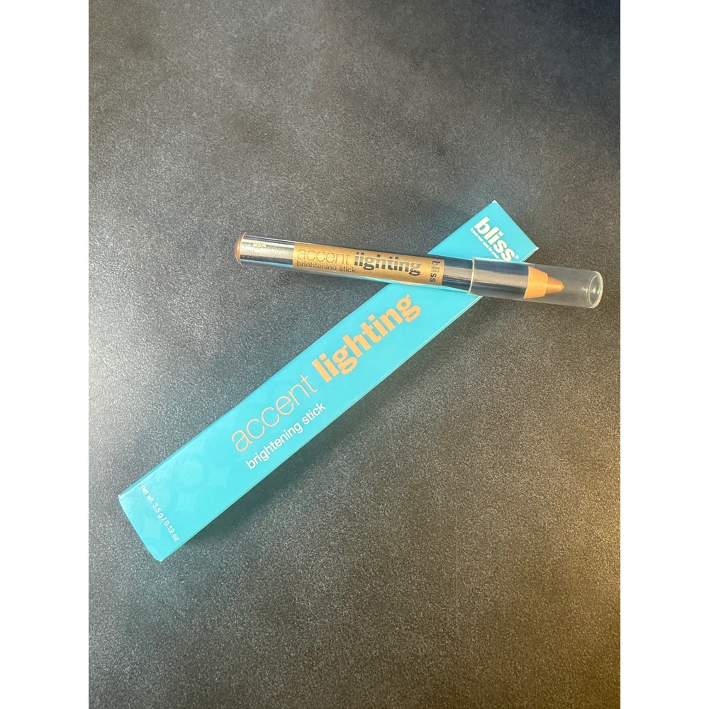 Bliss Accent Lighting Brightening Stick Candlelit Highlighter Eyeshadow 0.12oz